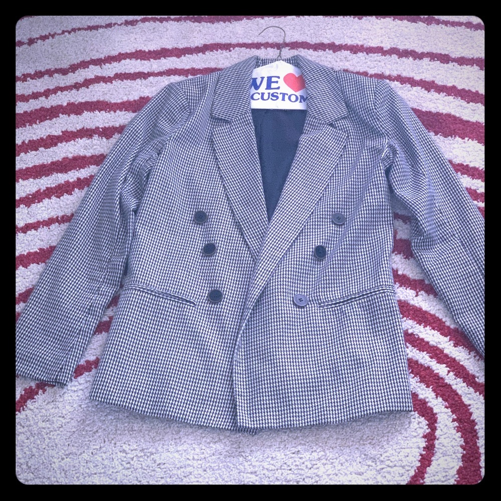 Beautiful check blazer